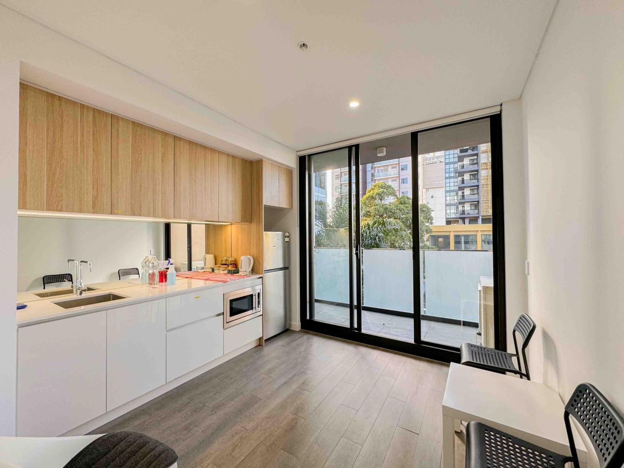 Burwood Studios At St Luke Square Sydney Exterior foto